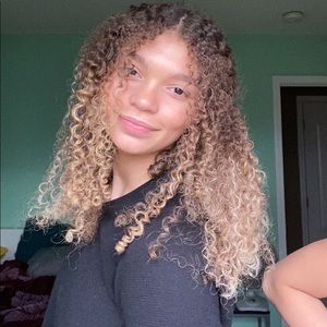 Meet your Posher, Ashlyn